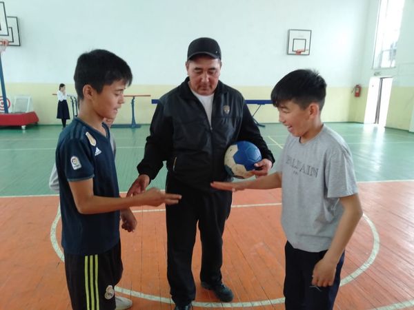«Спорт - таусылмас азық, өнер - таусылмас байлық»